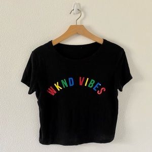 🦋 3/$15 WKND VIBES Rainbow Cropped Tee